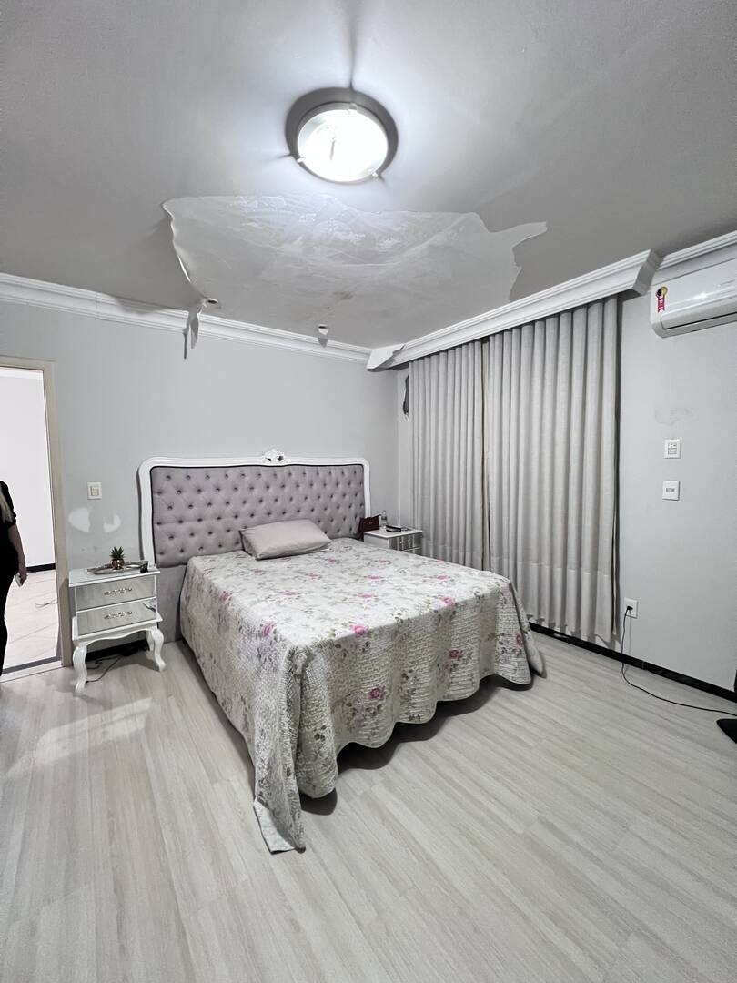 Casa, 4 quartos, 354 m² - Foto 13