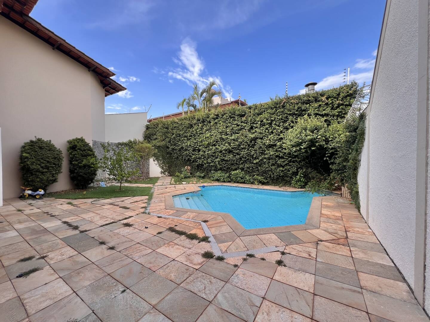 Casa, 4 quartos, 354 m² - Foto 2