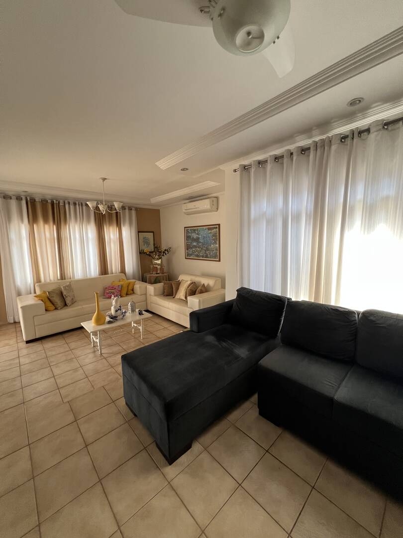 Casa, 4 quartos, 230 m² - Foto 3