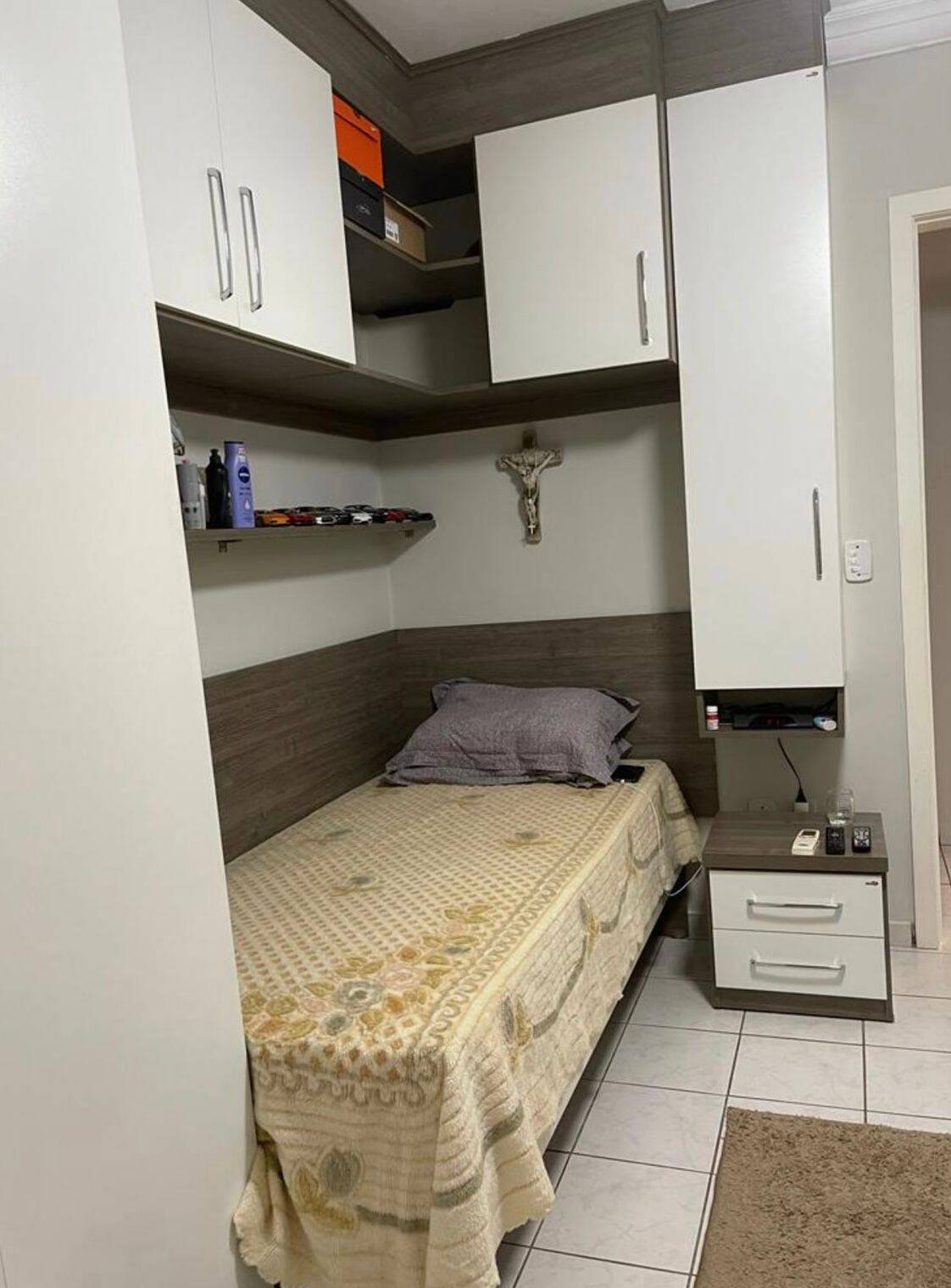 Casa à venda com 4 quartos, 201m² - Foto 4
