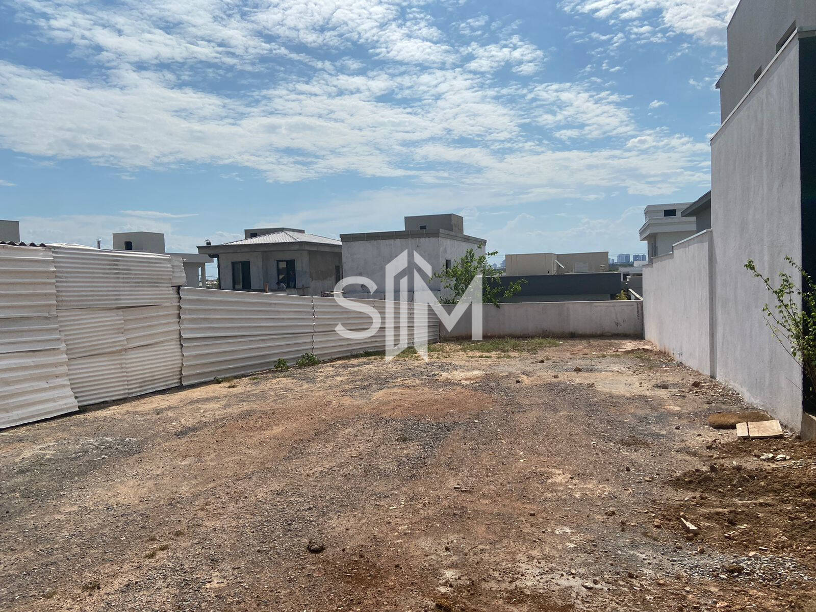 Terreno à venda, 300m² - Foto 1