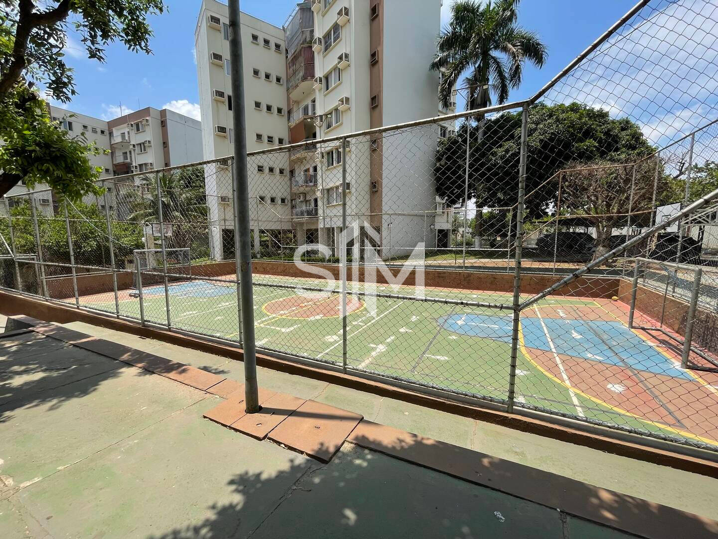 Apartamento à venda com 3 quartos, 95m² - Foto 4