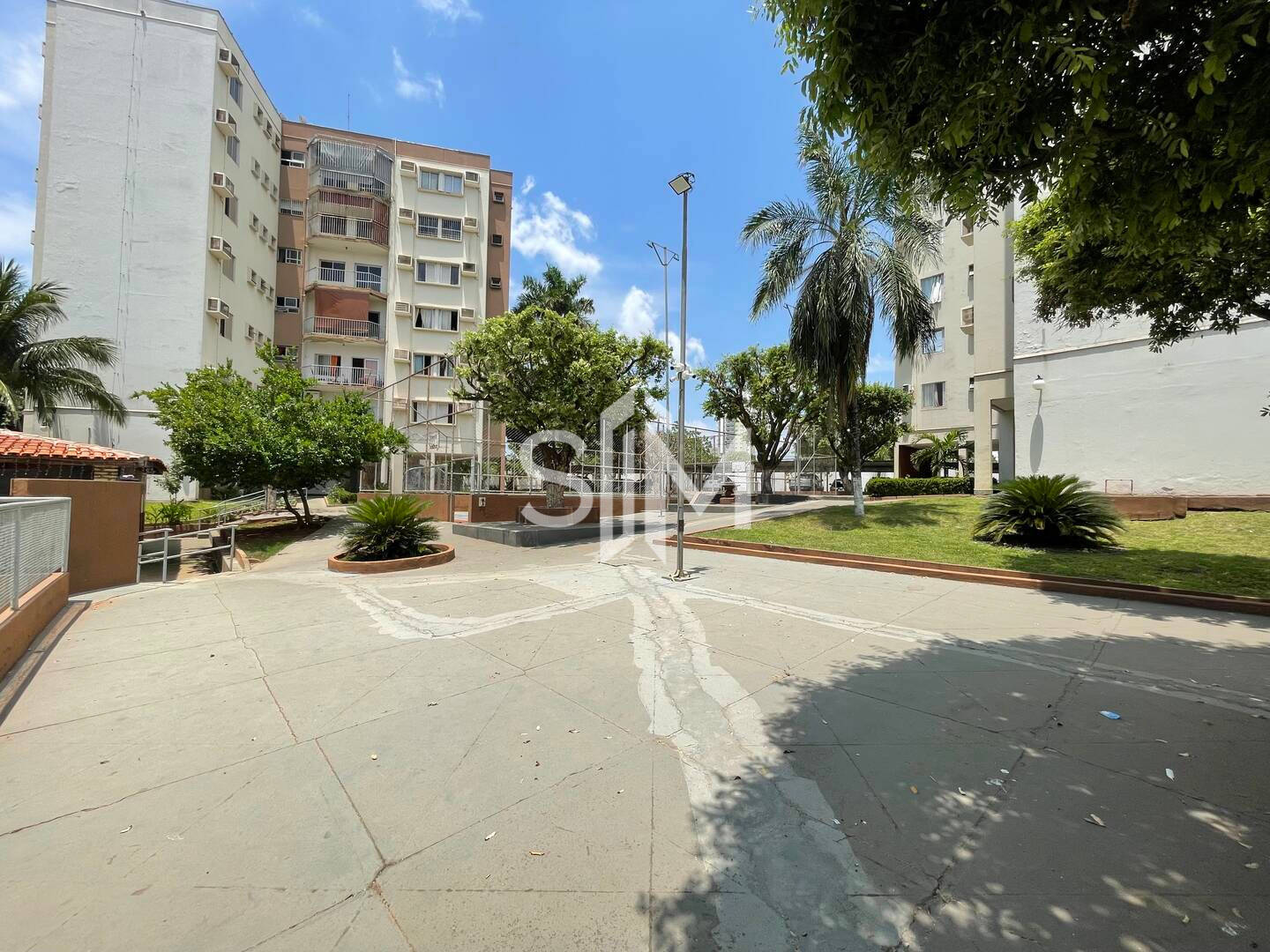 Apartamento à venda com 3 quartos, 95m² - Foto 3