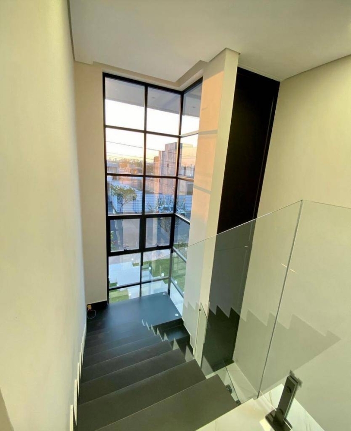 Casa, 3 quartos, 222 m² - Foto 2