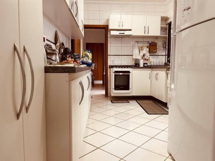 Apartamento, 3 quartos, 160 m² - Foto 4