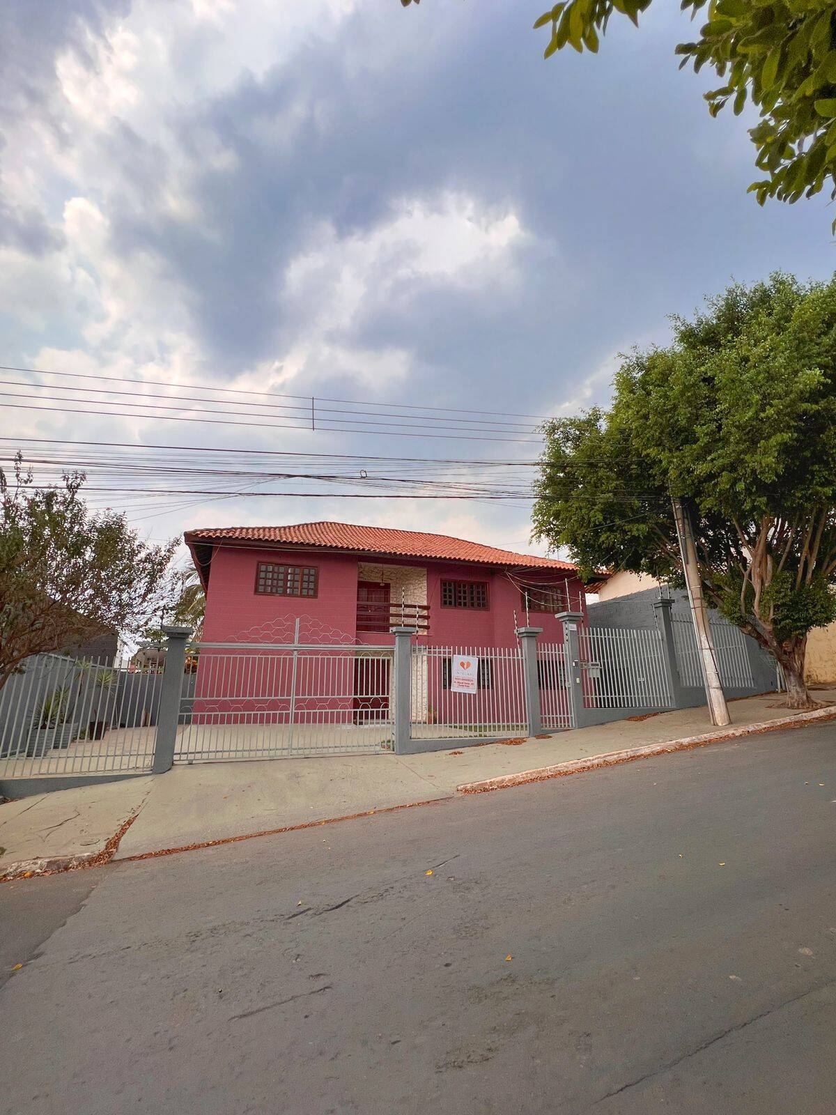 Casa, 5 quartos, 390 m² - Foto 1