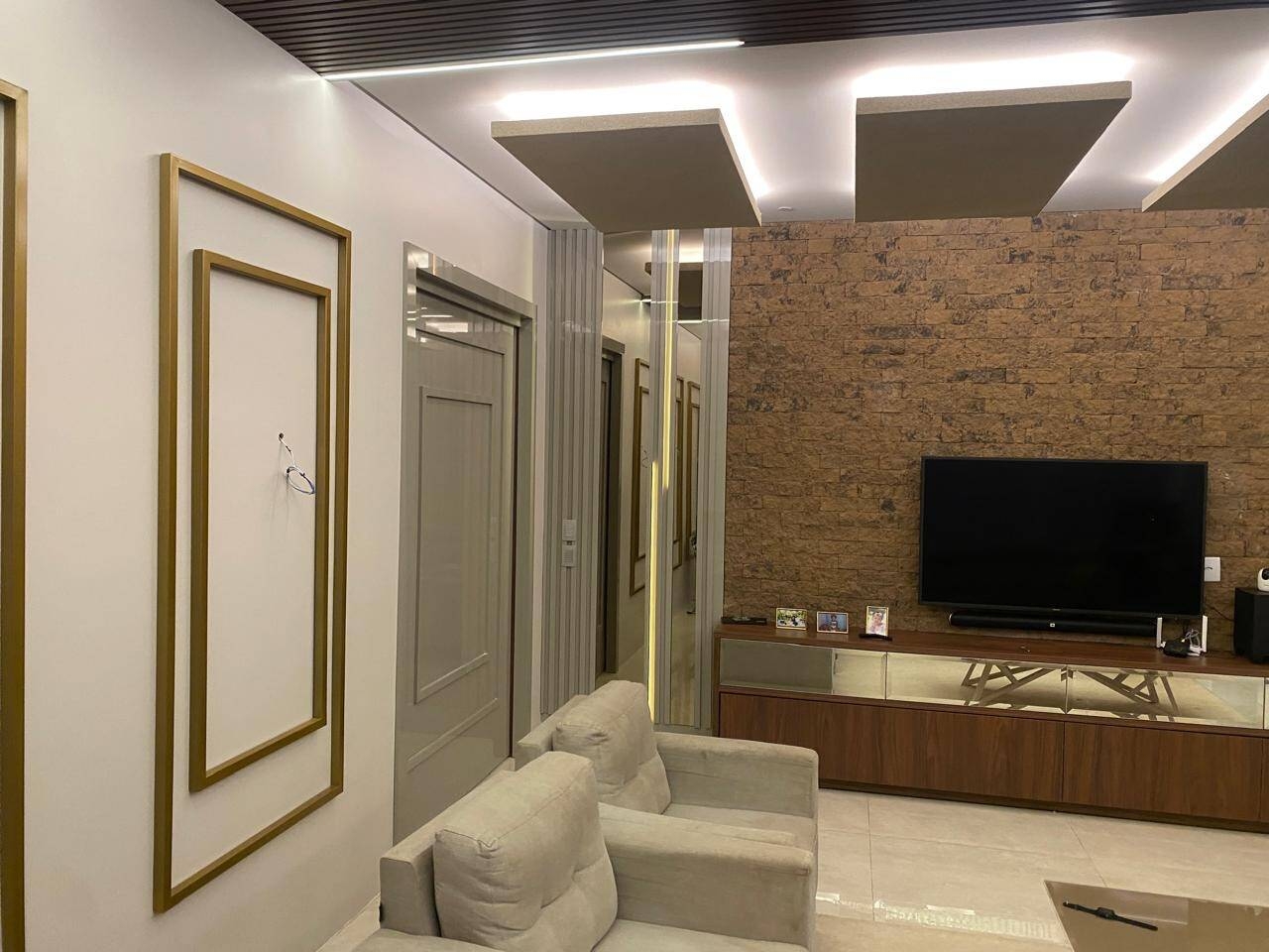 Casa, 3 quartos, 231 m² - Foto 4