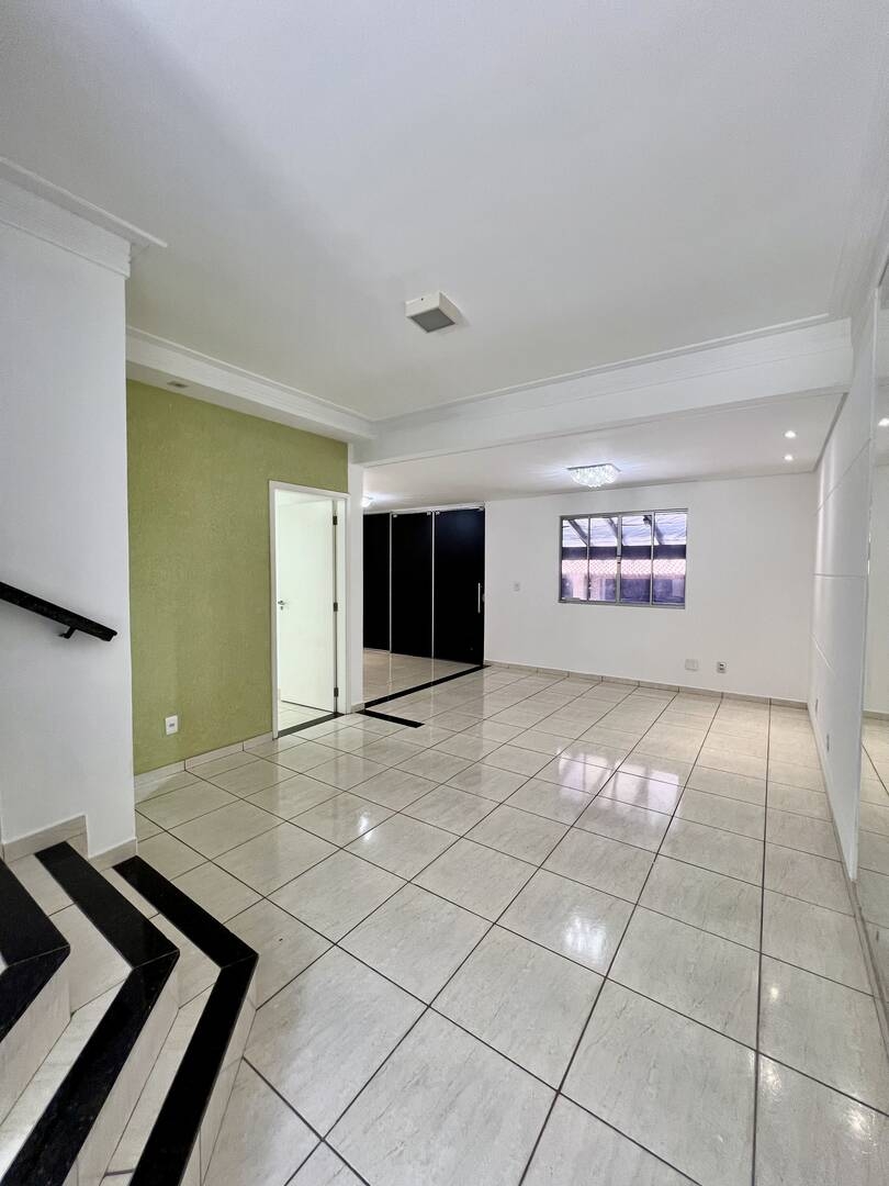 Casa, 3 quartos, 121 m² - Foto 4