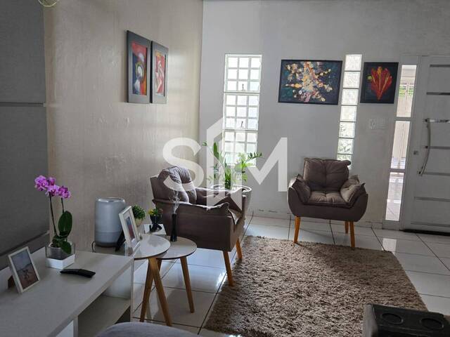Casa em Via Pública para Venda em Cuiabá - 5