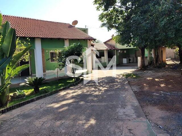 #422 - Casa para Venda em Várzea Grande - MT - 2