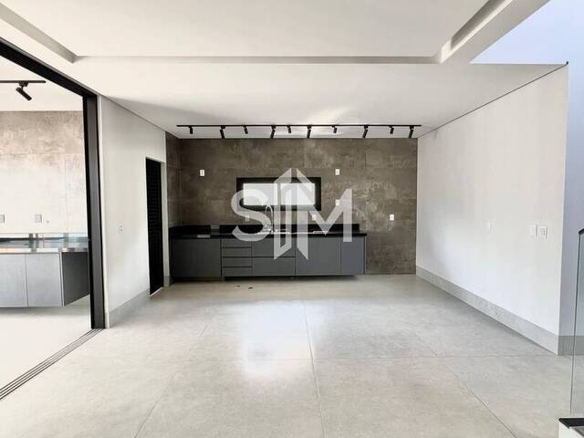 #710 - Casa para Venda em Cuiabá - MT - 3