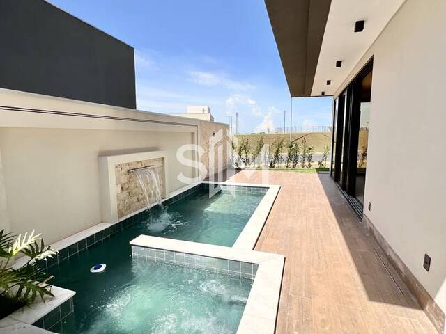 #717 - Casa para Venda em Cuiabá - MT - 1