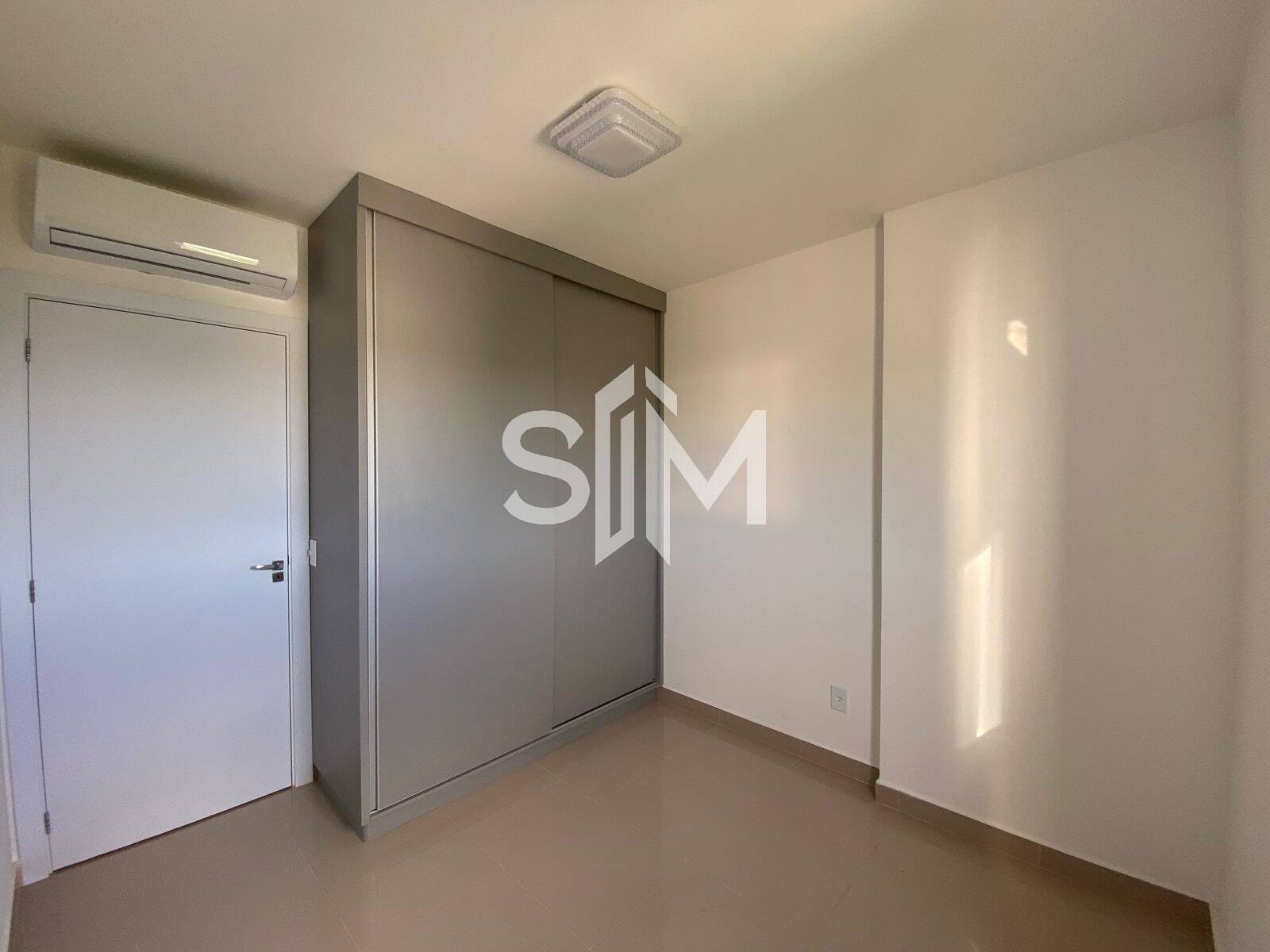 Apartamento para alugar com 2 quartos, 64m² - Foto 13