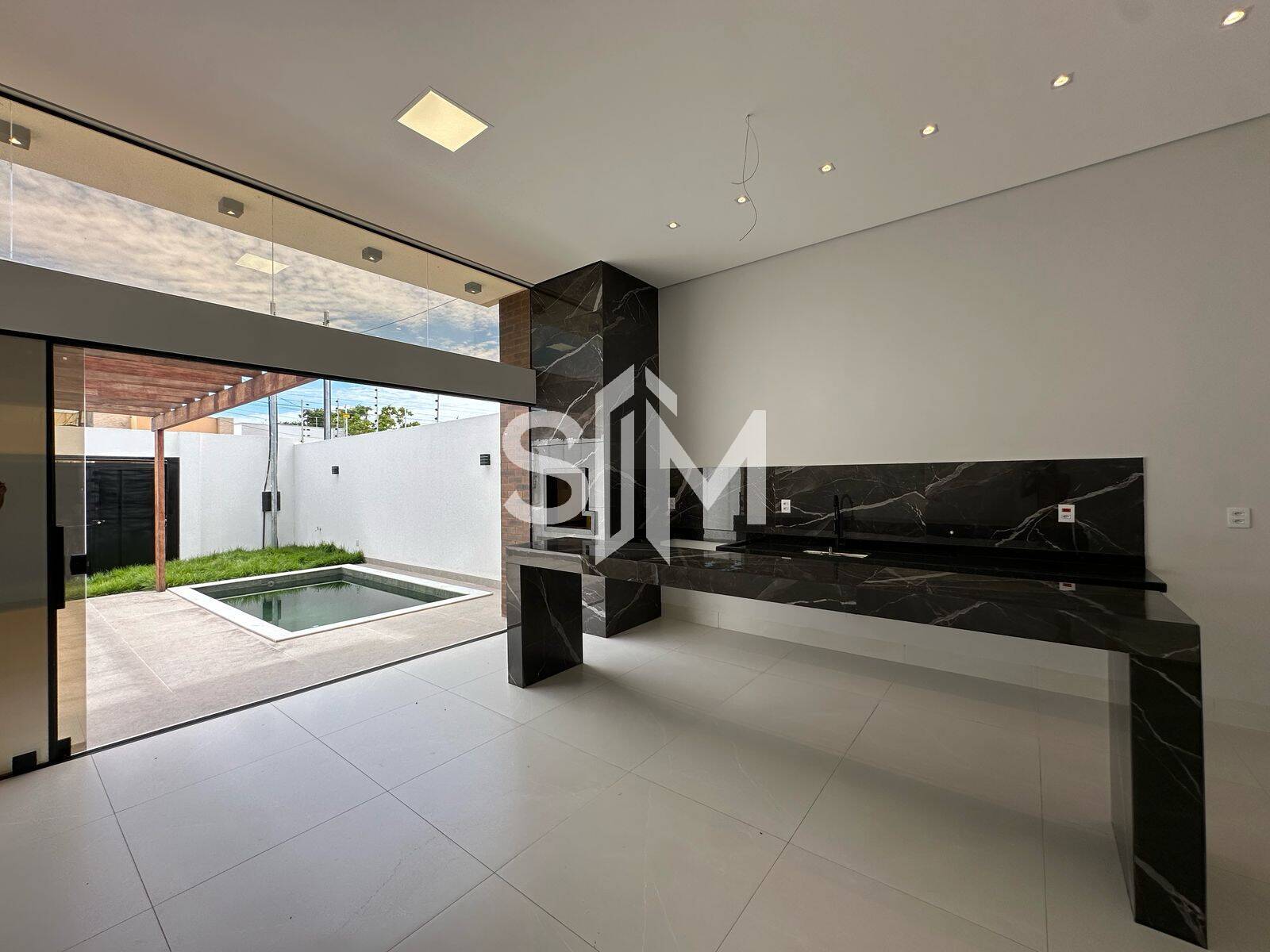 Casa à venda com 3 quartos, 135m² - Foto 3