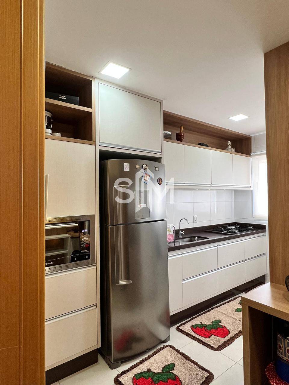 Apartamento à venda com 3 quartos, 106m² - Foto 4