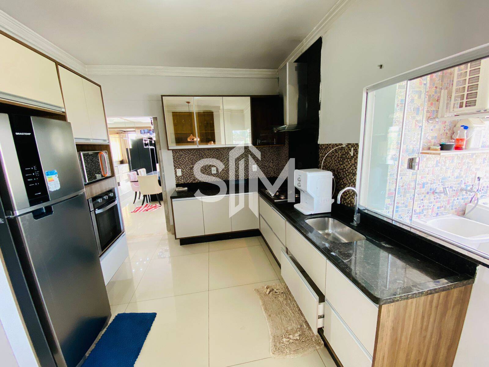 Apartamento para alugar com 3 quartos, 140m² - Foto 15