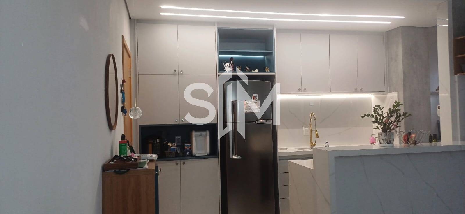 Apartamento para alugar com 3 quartos, 82m² - Foto 3
