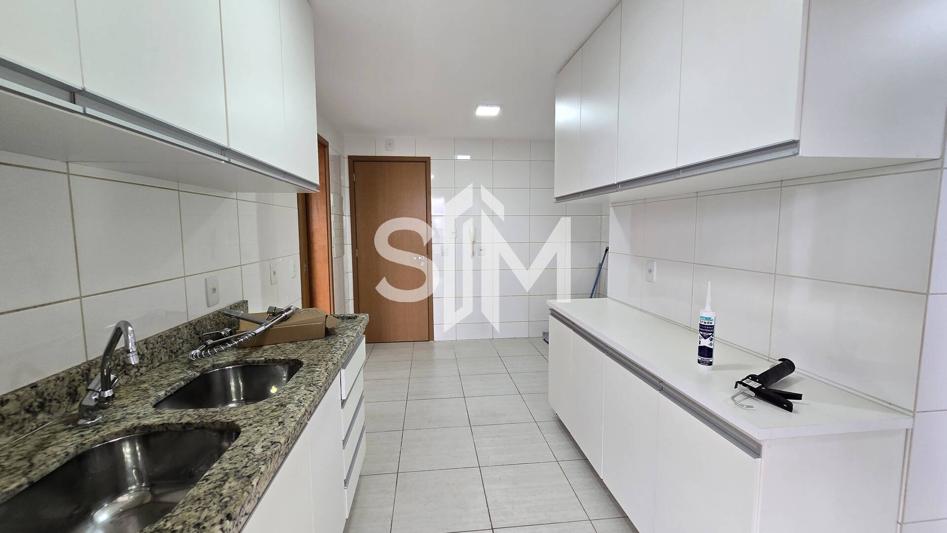 Apartamento à venda com 4 quartos, 143m² - Foto 7