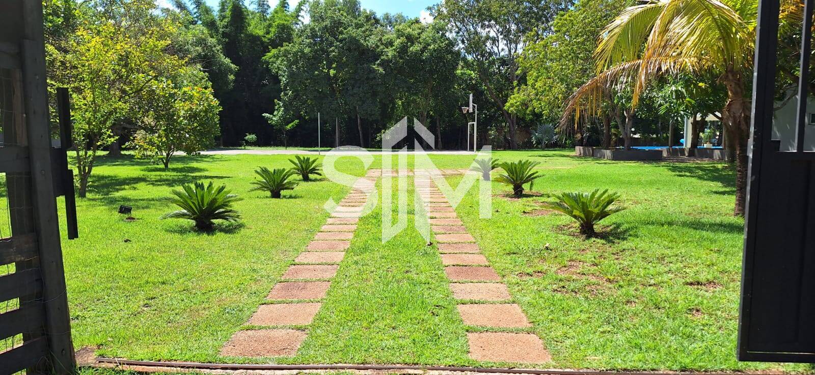 Casa de Condomínio à venda com 5 quartos, 490m² - Foto 4