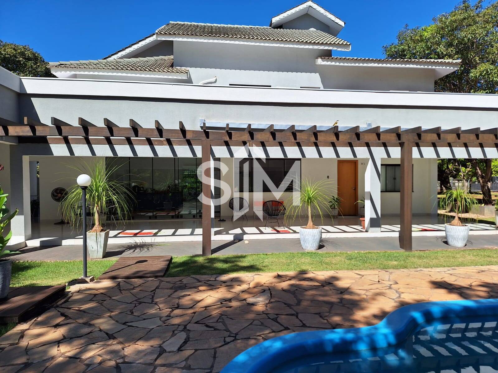 Casa de Condomínio à venda com 5 quartos, 490m² - Foto 2