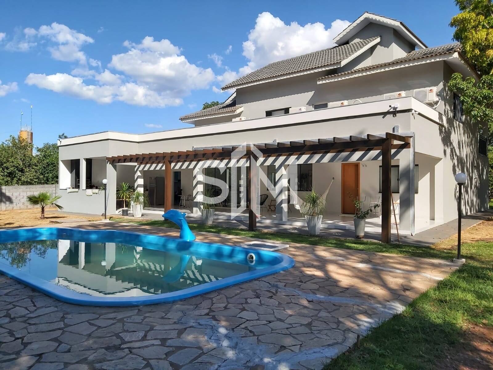Casa de Condomínio à venda com 5 quartos, 490m² - Foto 1