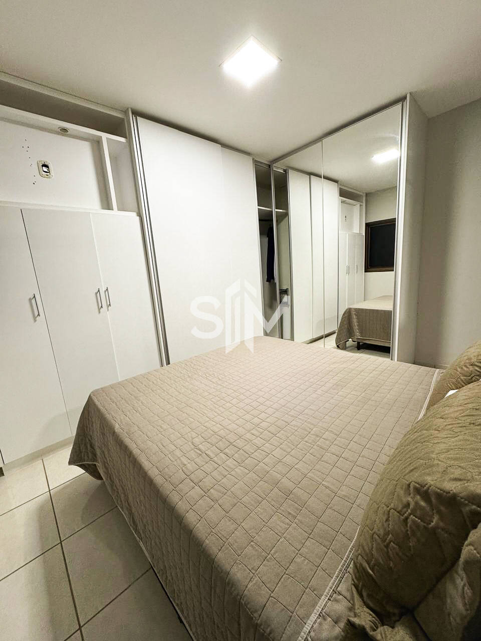 Apartamento à venda com 3 quartos, 97m² - Foto 10