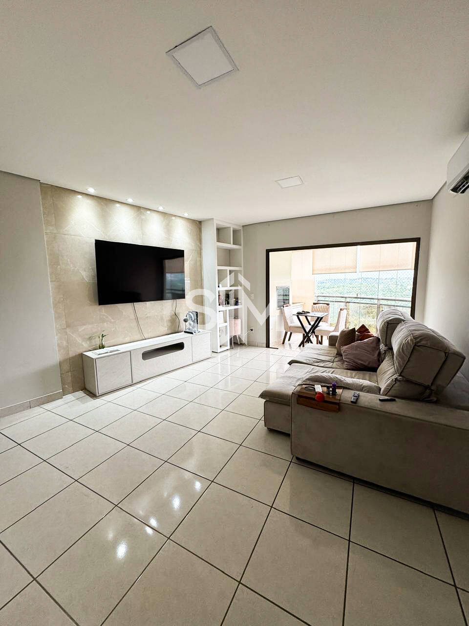 Apartamento à venda com 3 quartos, 97m² - Foto 3