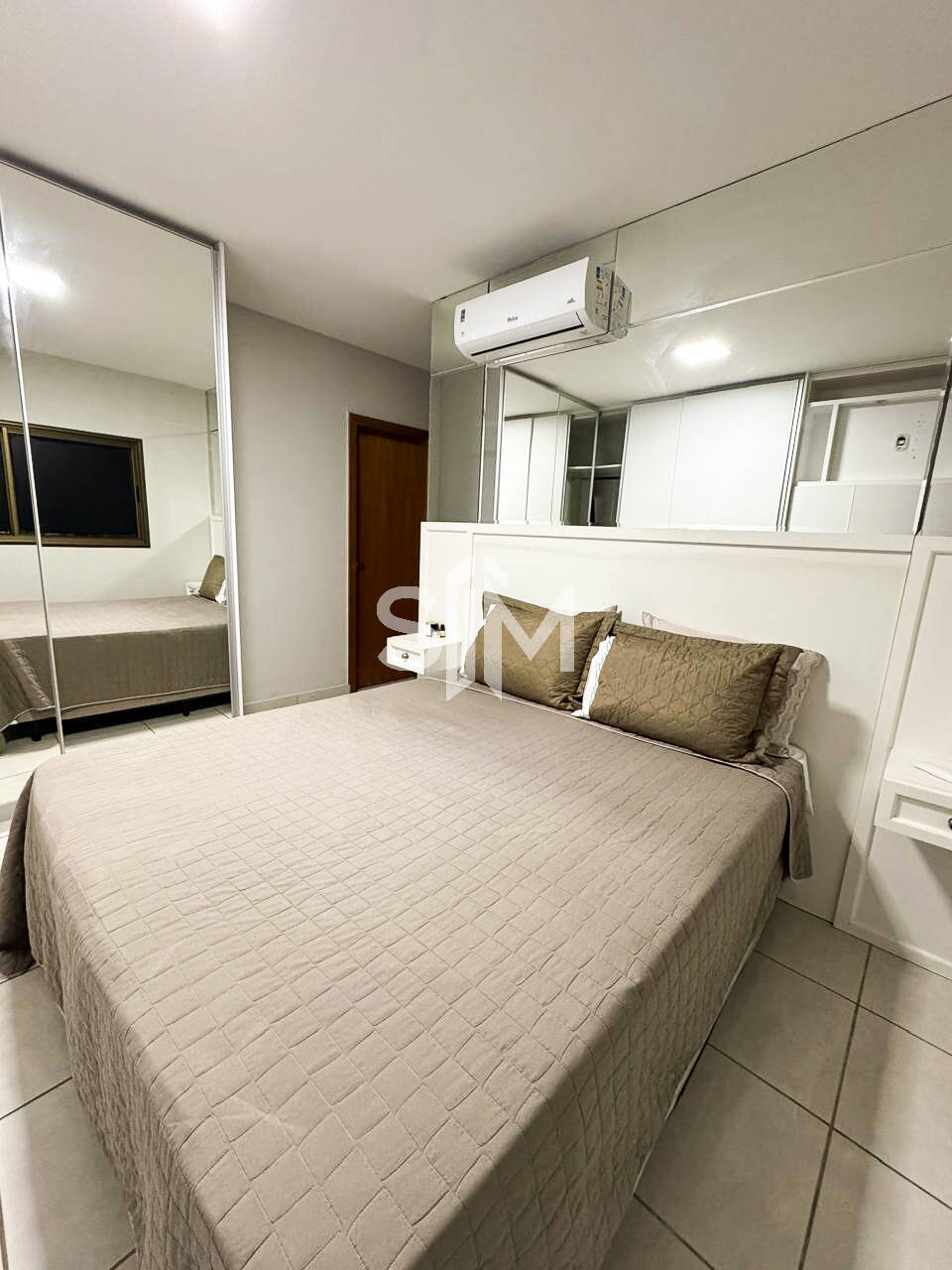 Apartamento à venda com 3 quartos, 97m² - Foto 9