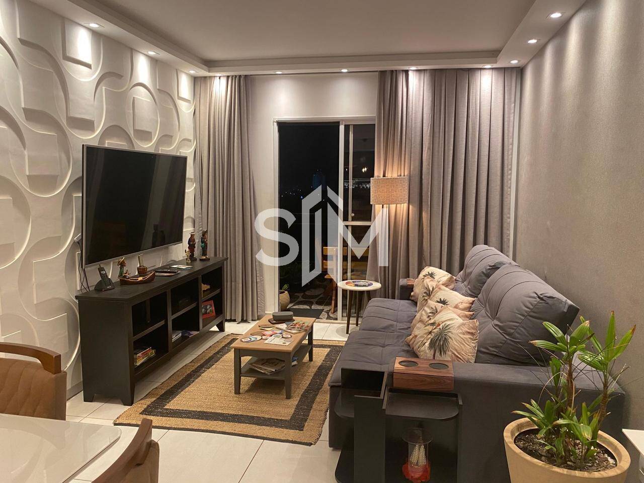 Apartamento à venda com 3 quartos, 90m² - Foto 1