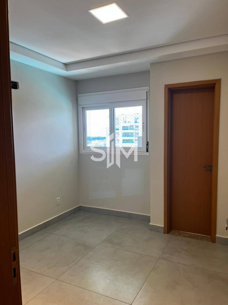 Apartamento para alugar com 3 quartos, 155m² - Foto 12