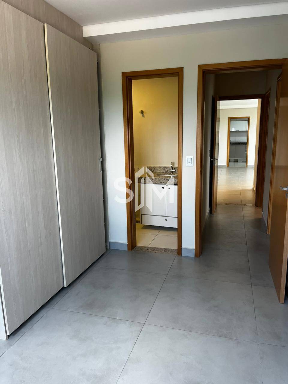 Apartamento para alugar com 3 quartos, 155m² - Foto 11
