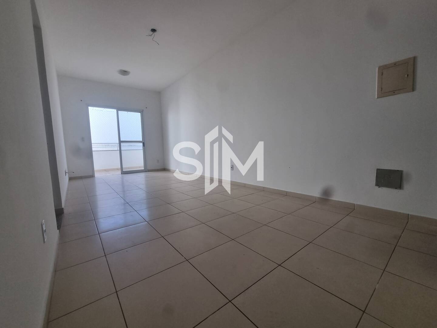 Apartamento à venda com 2 quartos, 70m² - Foto 3