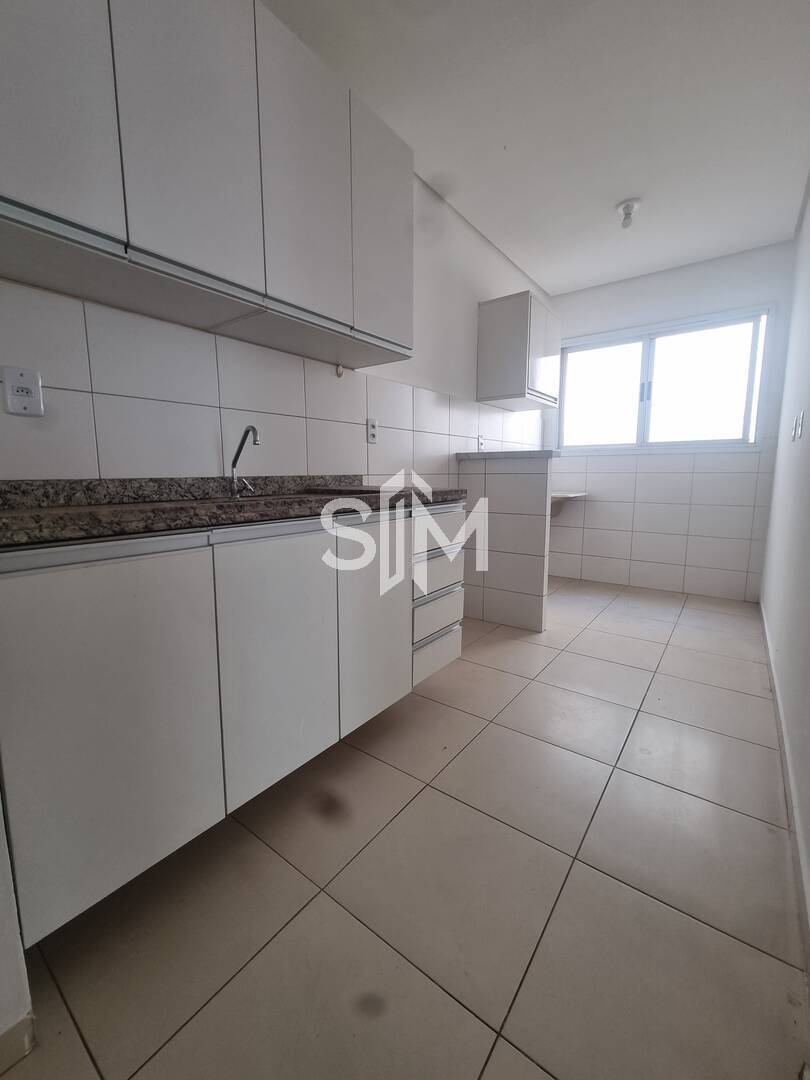 Apartamento à venda com 2 quartos, 70m² - Foto 4