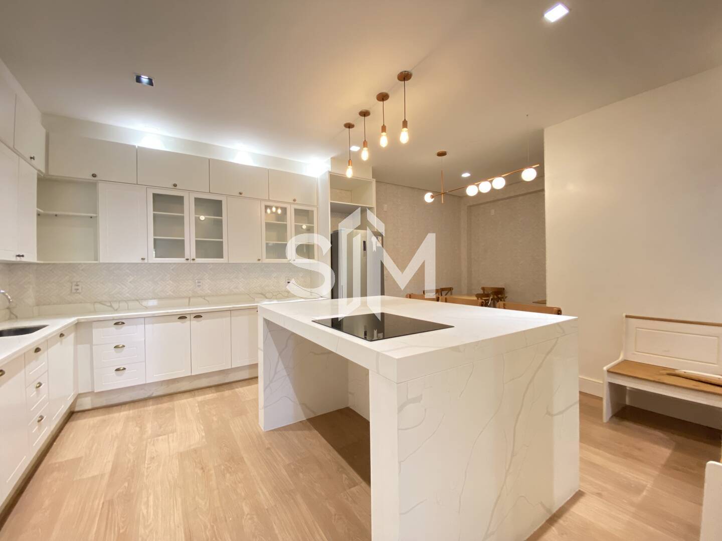 Casa de Condomínio à venda e aluguel com 3 quartos, 130m² - Foto 1