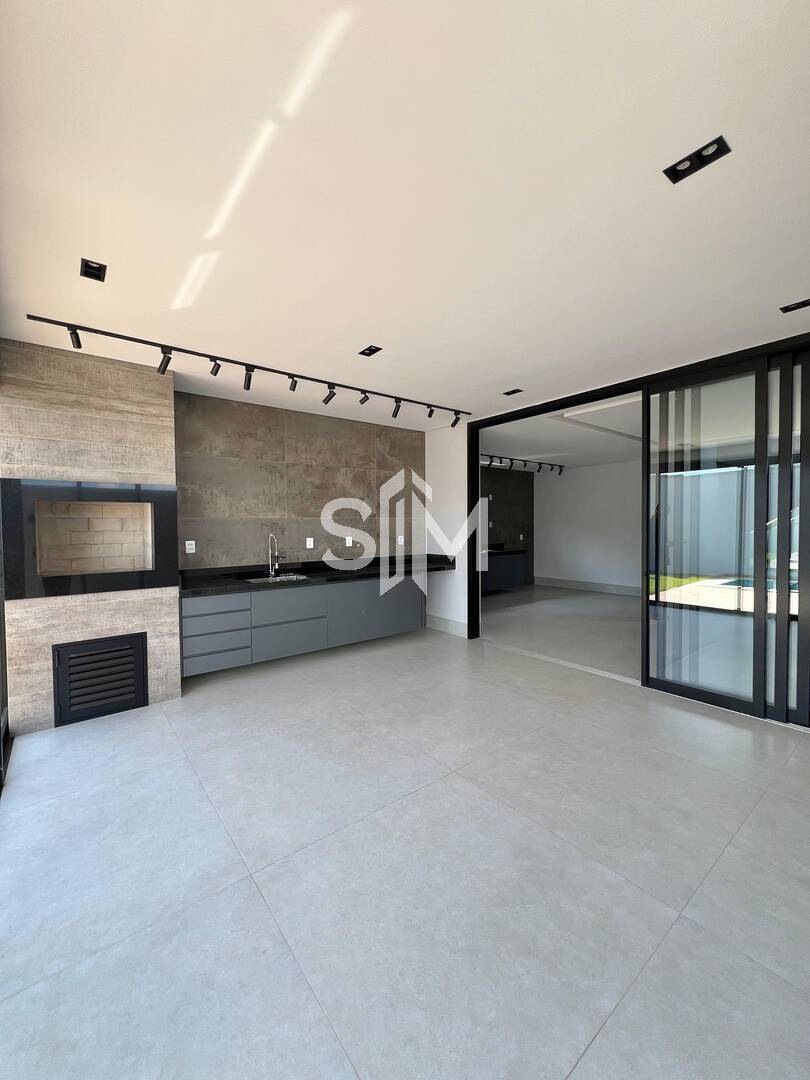 Casa, 3 quartos, 251 m² - Foto 2